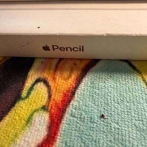 Apple Pencil - White Box with Apple Branding